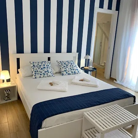ベッド・アンド・ブレックファスト Bedroom Di Ponente ミラッツォ