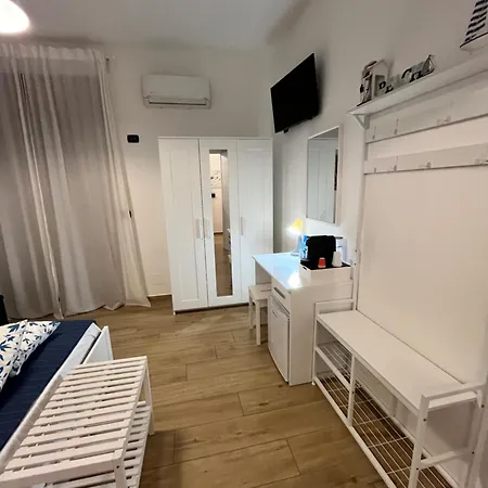 Bedroom Di Ponente Frühstückspension Milazzo